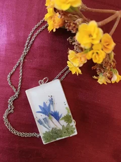 گردنبند رزینی